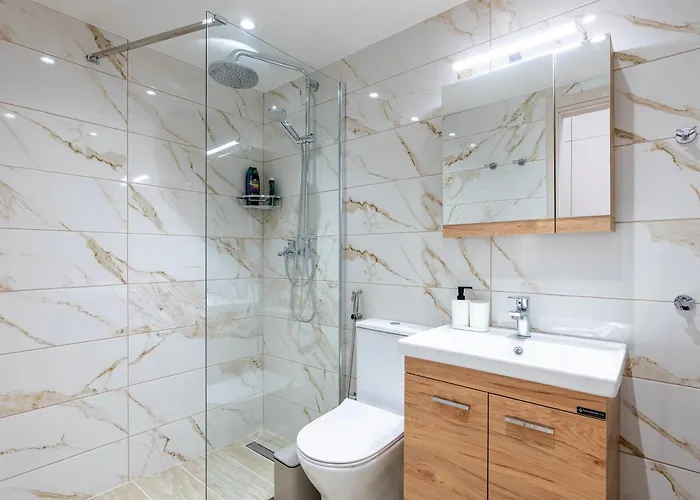 Port Cyan - 2 Min Walk To Harbor & Beaches Kos Town